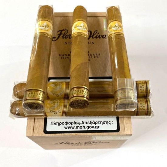 Flor De Oliva Connecticut Toro