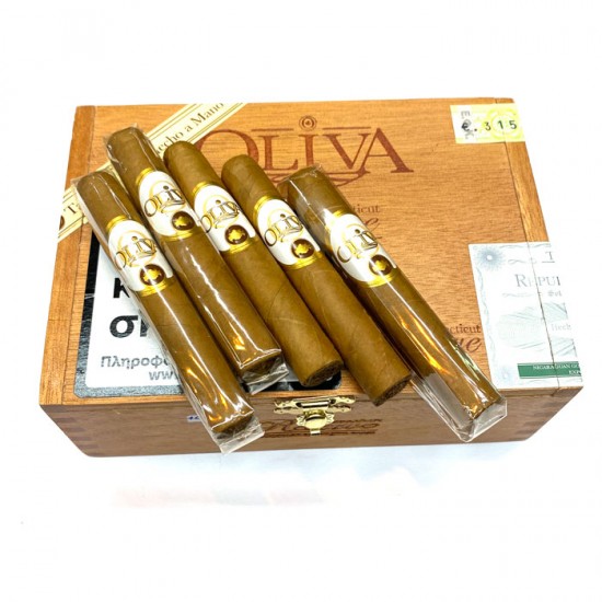 Oliva Connecticut Reserve Petit Corona